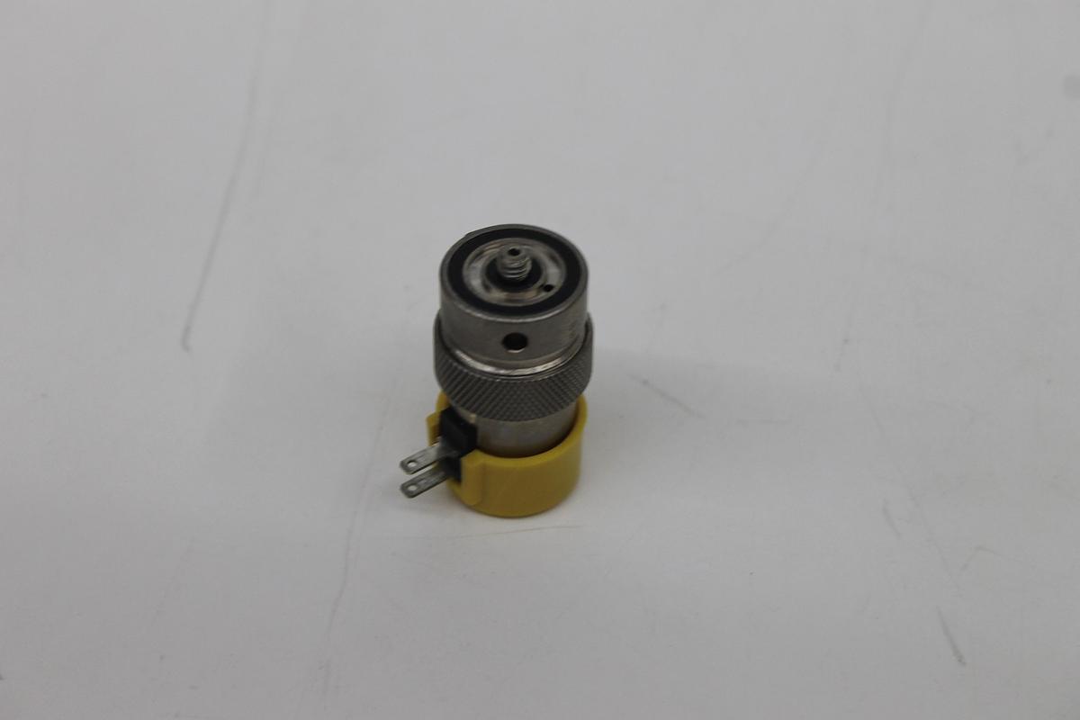 Used Clippard ET-2M-24 VDC 2 Way Electric Valve LOT OF 11