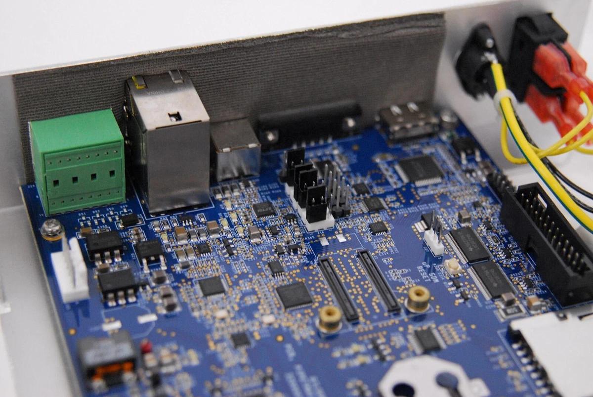 Used Gilson 32000031 3200005 PCB Pipetmax 268 Baseboard