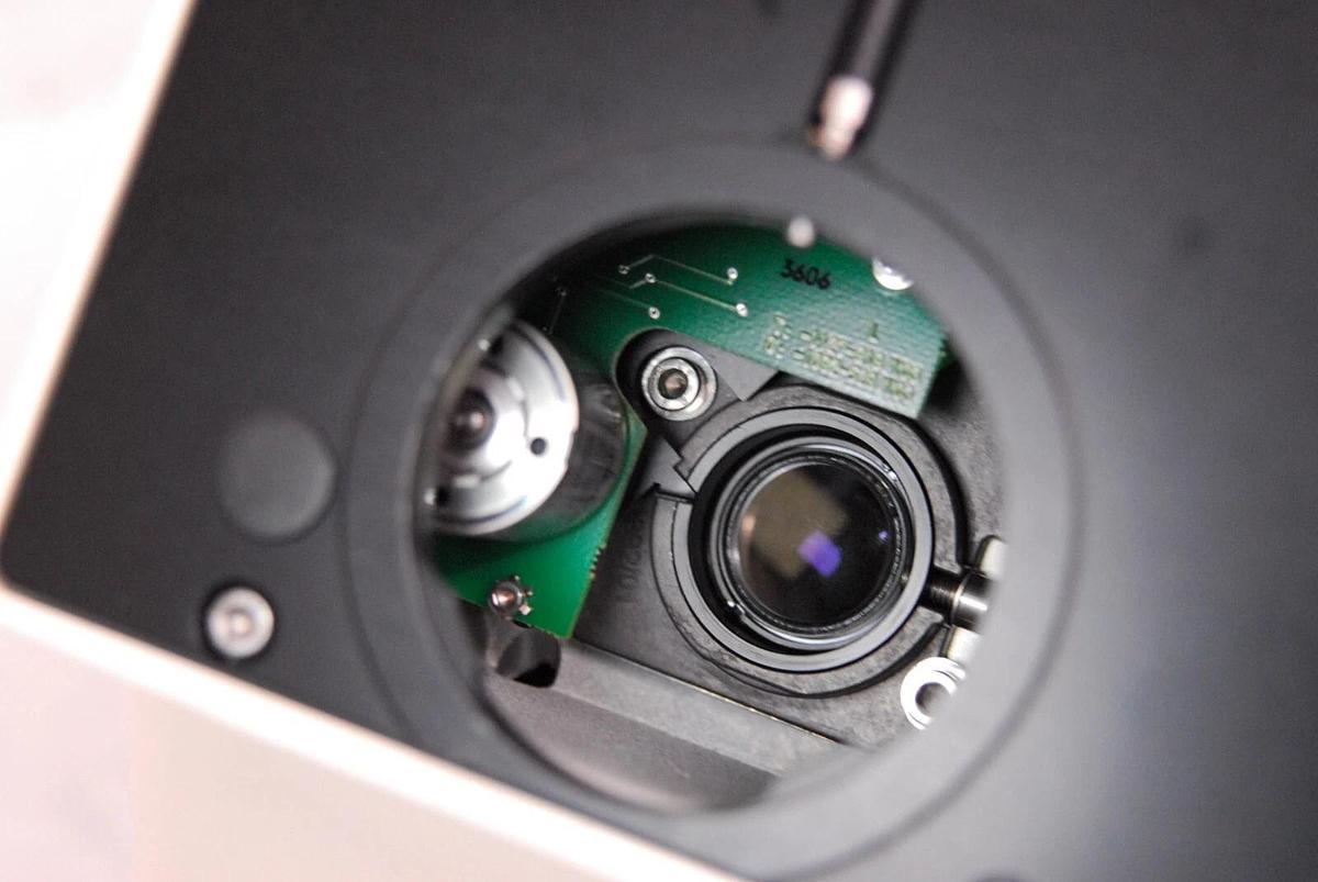 Used Zeiss 1312-732 Axiovert 200M Motorized Base Stand - Read Description - Working