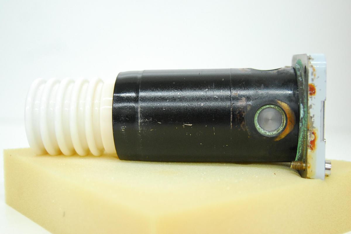 Used Siemens KFN-MO-2L, 402169 XDR Ceramic Sealed Tube X-Ray Source: molybdenum