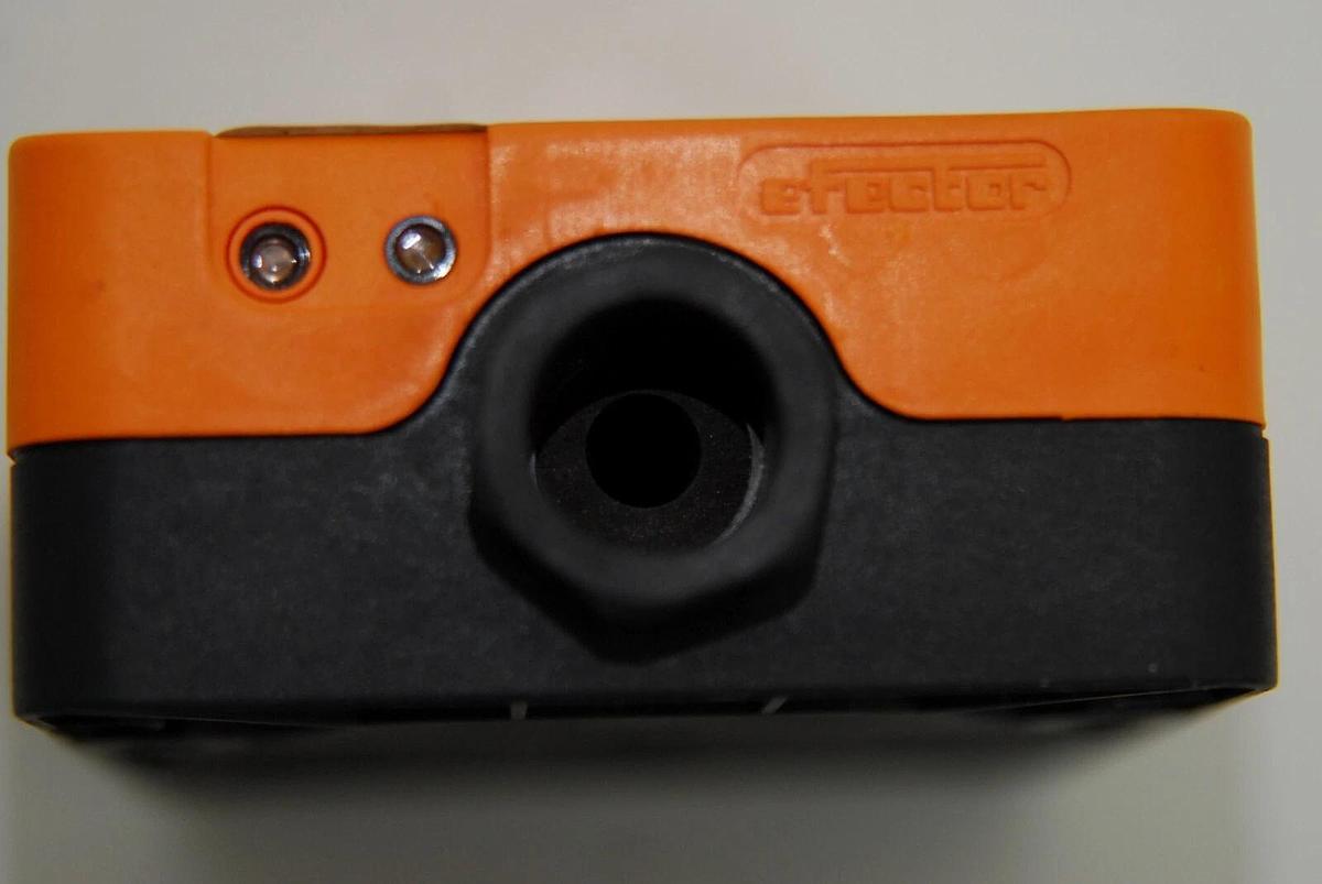 Used IFM efector ID0024 Inductive Proximity Sensor (IDE2050-ARKA/ID0024)