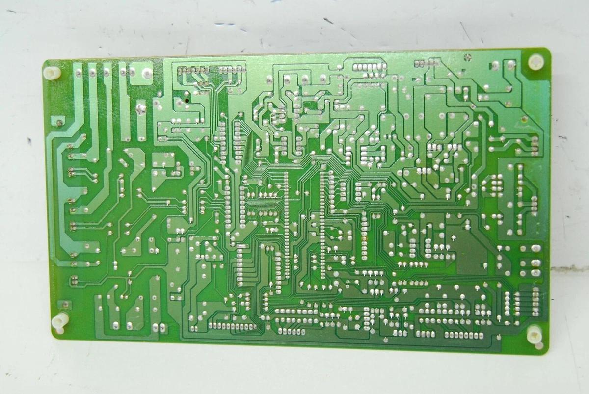 Used 7FB-4-B101-067-00-3 CO-5AC(IS) Control Board - Sanyo CO2 Incubator