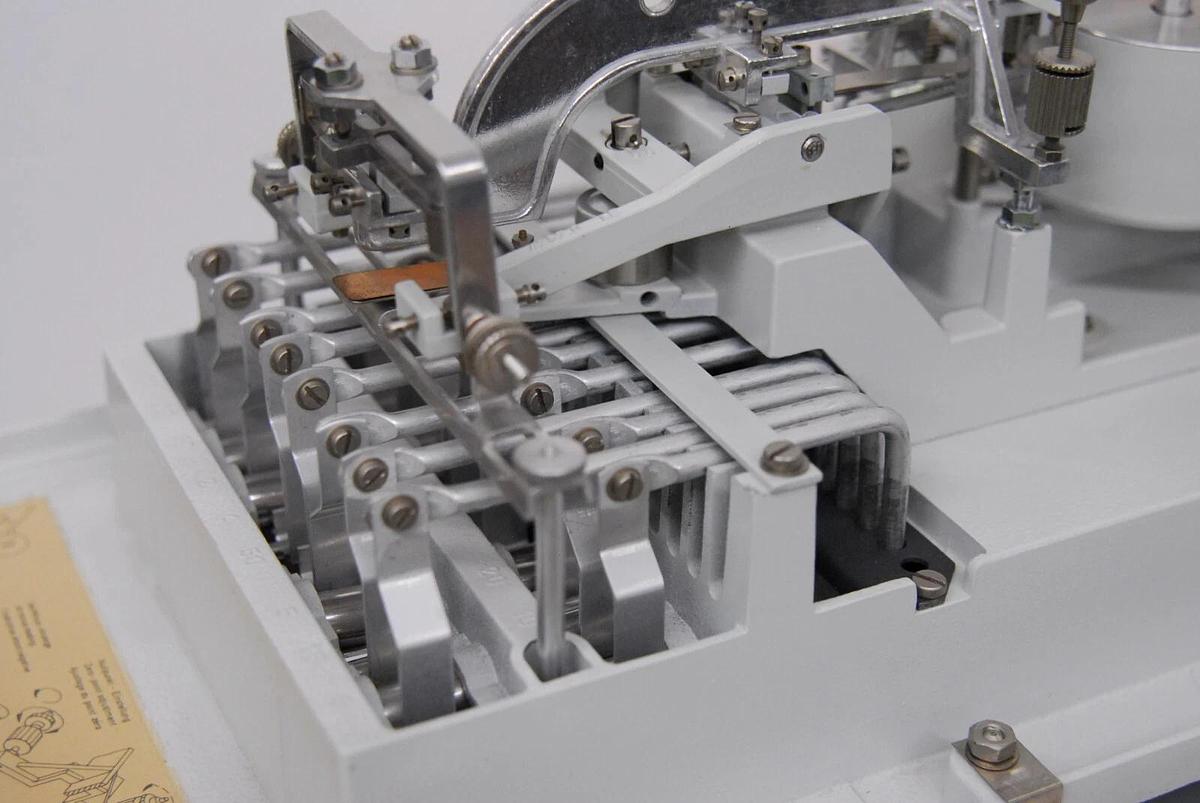 Used Sartorius 2462 Analytical Balance 200g - Read Description