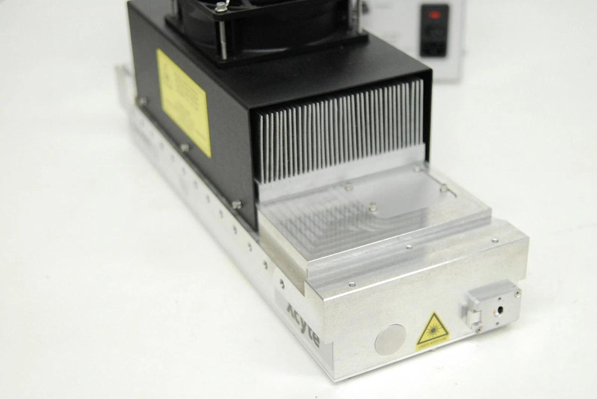 Used JDSU CY-355-060 XCYTE DPSS Quasi-CW Laser W/ CY-PS-6224 Power Supply