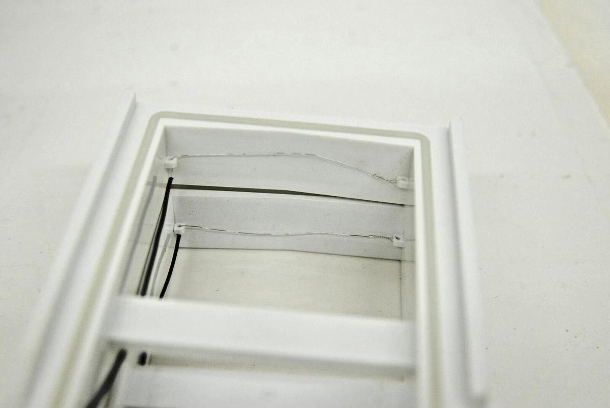 Used Invitrogen XCell SureLock Mini-Cell Electrophoresis System - EI0001 *Lot*