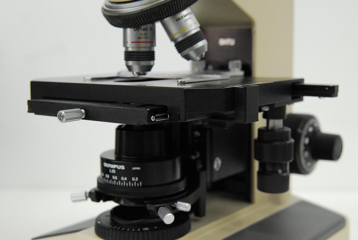 Used Olympus BH-2 BHTU Binocular Microscope W/ DPlan 4/10 Objectives, Light Pre-Set