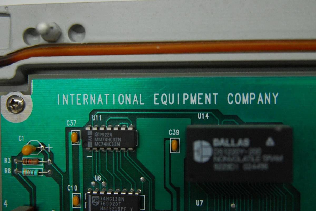 Used IEC 44951 Control Panel (from IEC Centra MP4R Centrifuge)