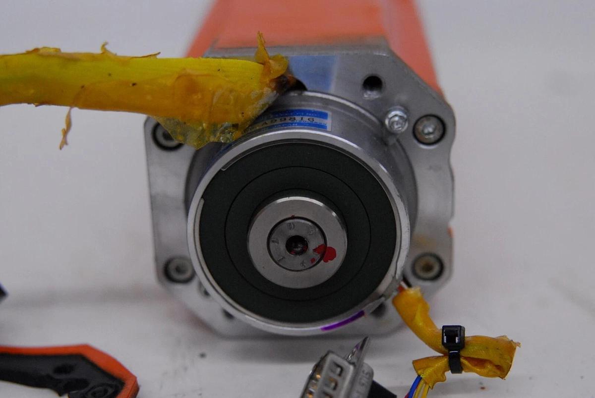 Used ABB 3HAB5890-1 PS 60/4-71-P-LSS-3979 Servo Motor with Encoder