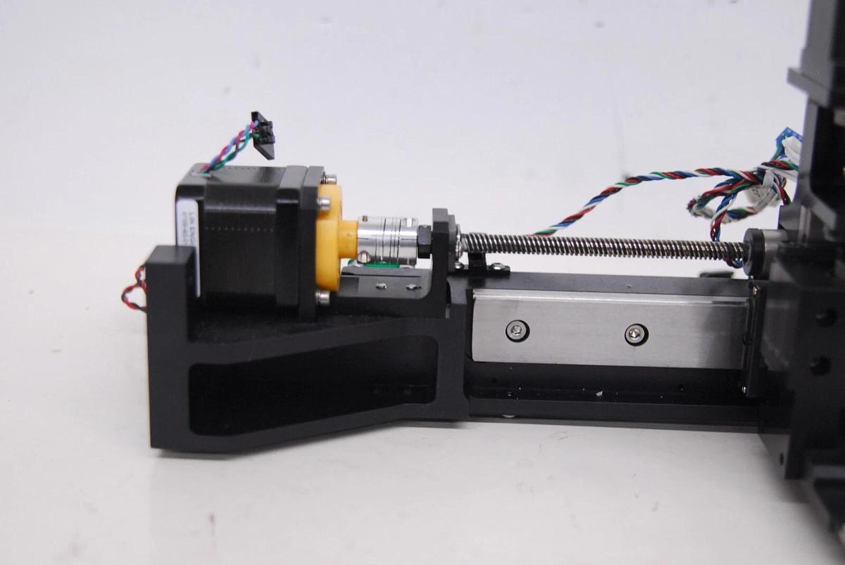 Used Arcturus Veritas 704 LIN Engineering Motors 4118M-46SD-01, 4118M-46S-01 W/ Mount