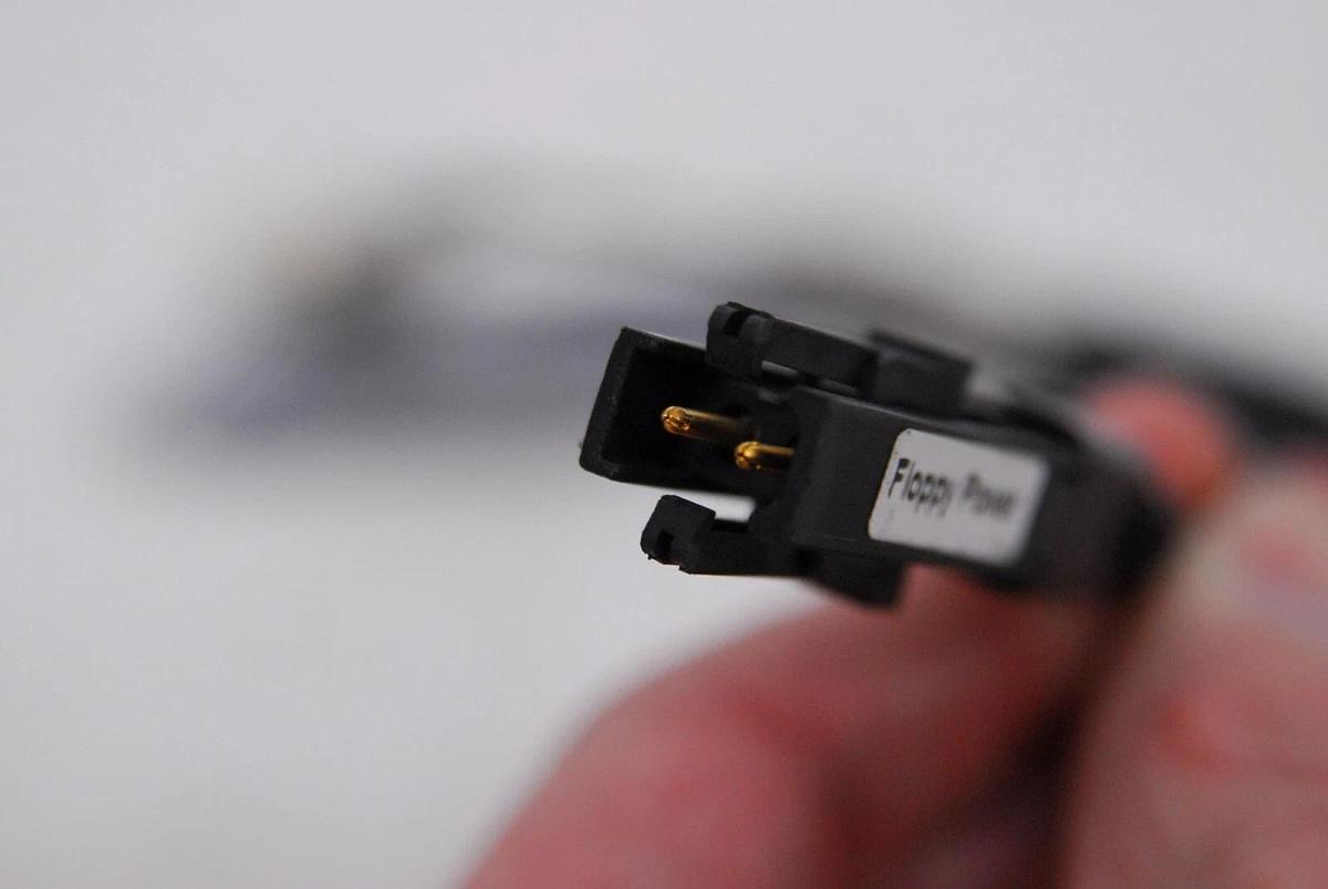 Used ABB 3HAC6157-1 Floppy Sign/Supply Cable