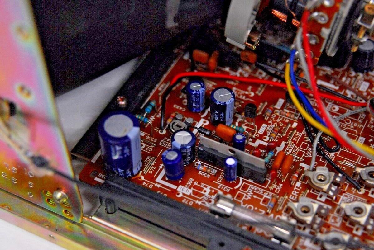 Used Vintage CRT - Matsushita 240AKB31N M-C9001N TR-90A1 9" Display (Shimadzu UV-160)