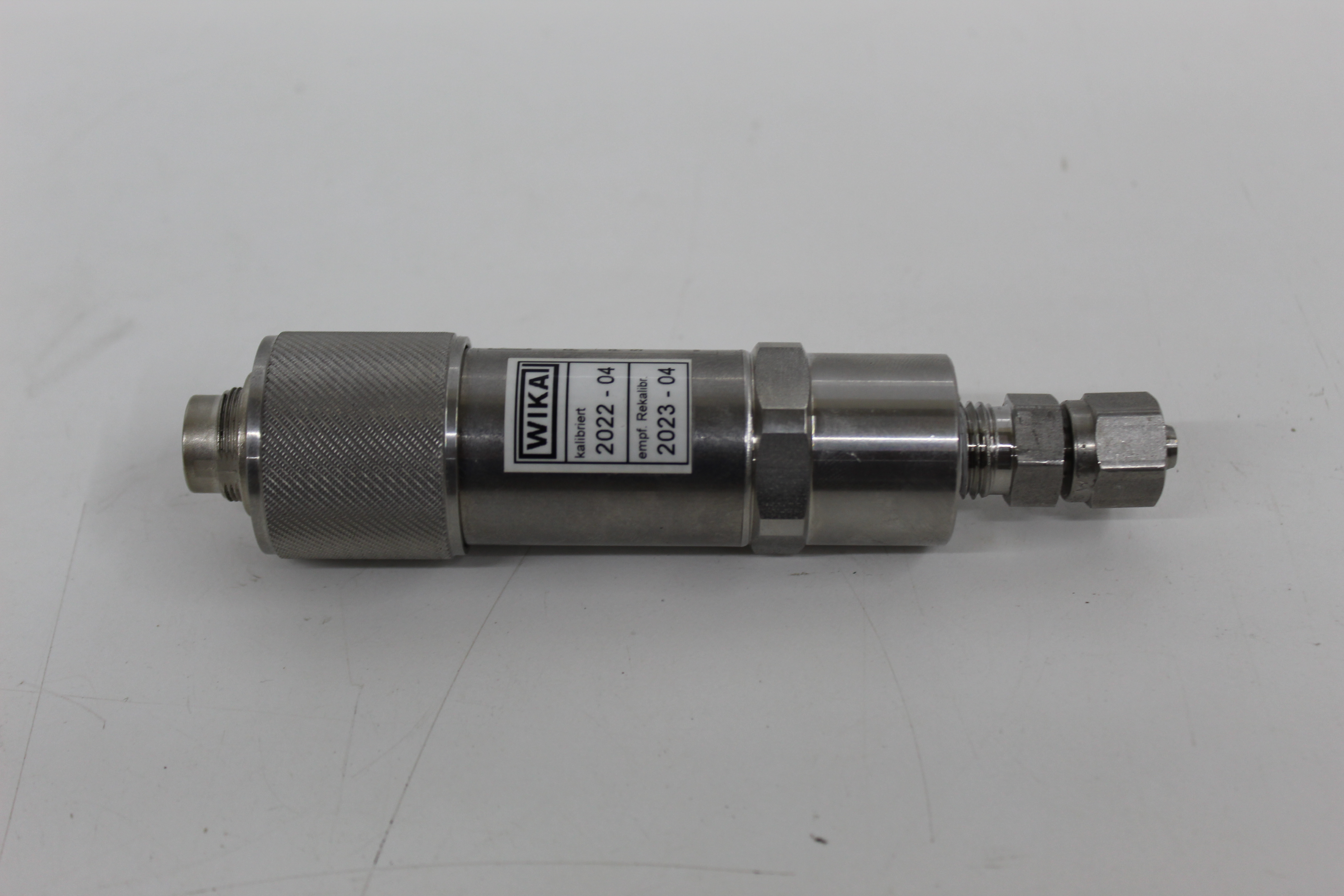 Used WIKA P-30 14039617 Precision Absolute Pressure Transducer 0-30 PSIA 0-10V