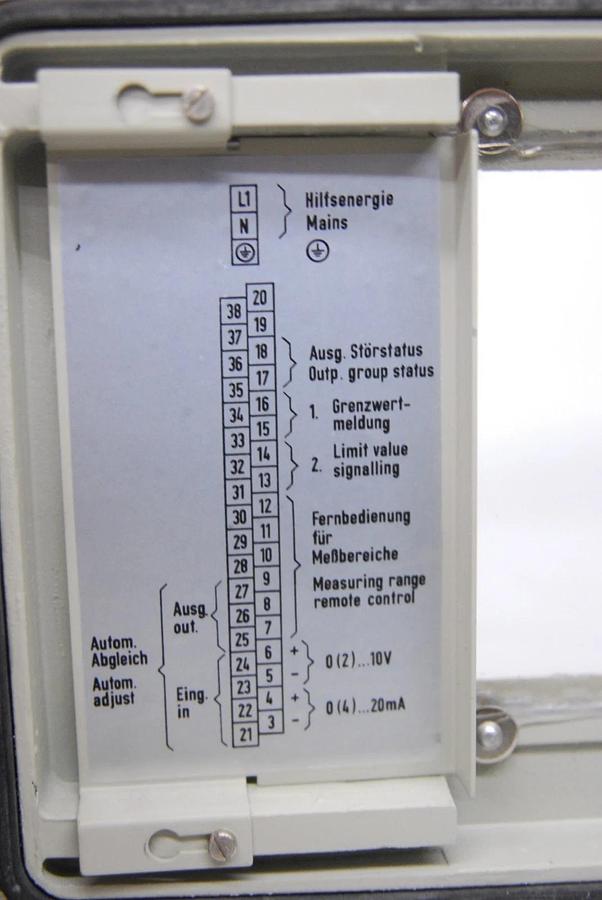 Used H&B  URAS 3 G Gas Analyzer C02 (Hartmann and Braun) - Read Description