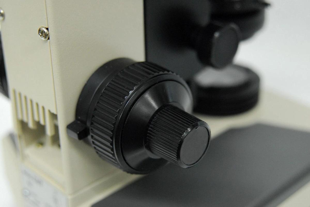 Used Olympus CH-2 CHT Binocular Microscope W/ E A4x/10x/40x Objectives