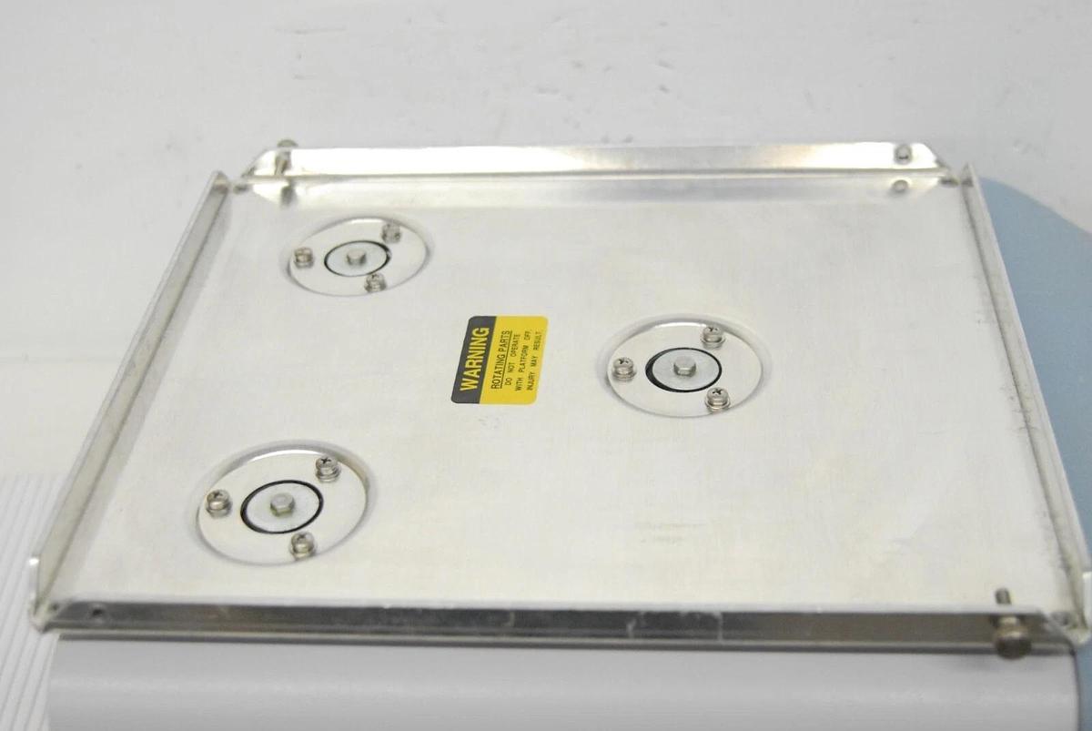 Used Barnstead Lab-Line SHKA2000 MaxQ 2000 Open-Air Platform Orbital Shaker - TESTED