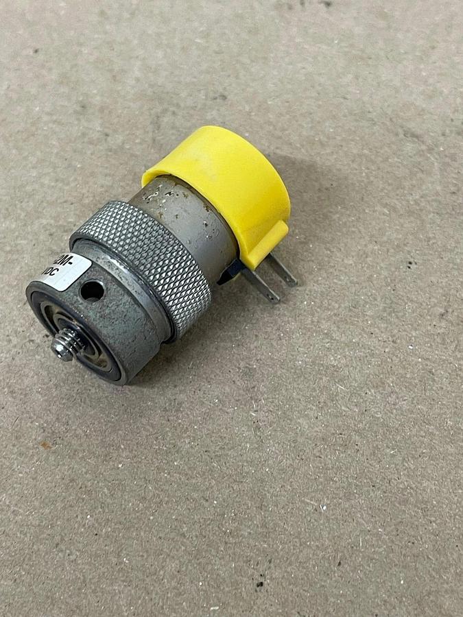 Used Clippard ET-2M-24 VDC 2 Way Electric Valve