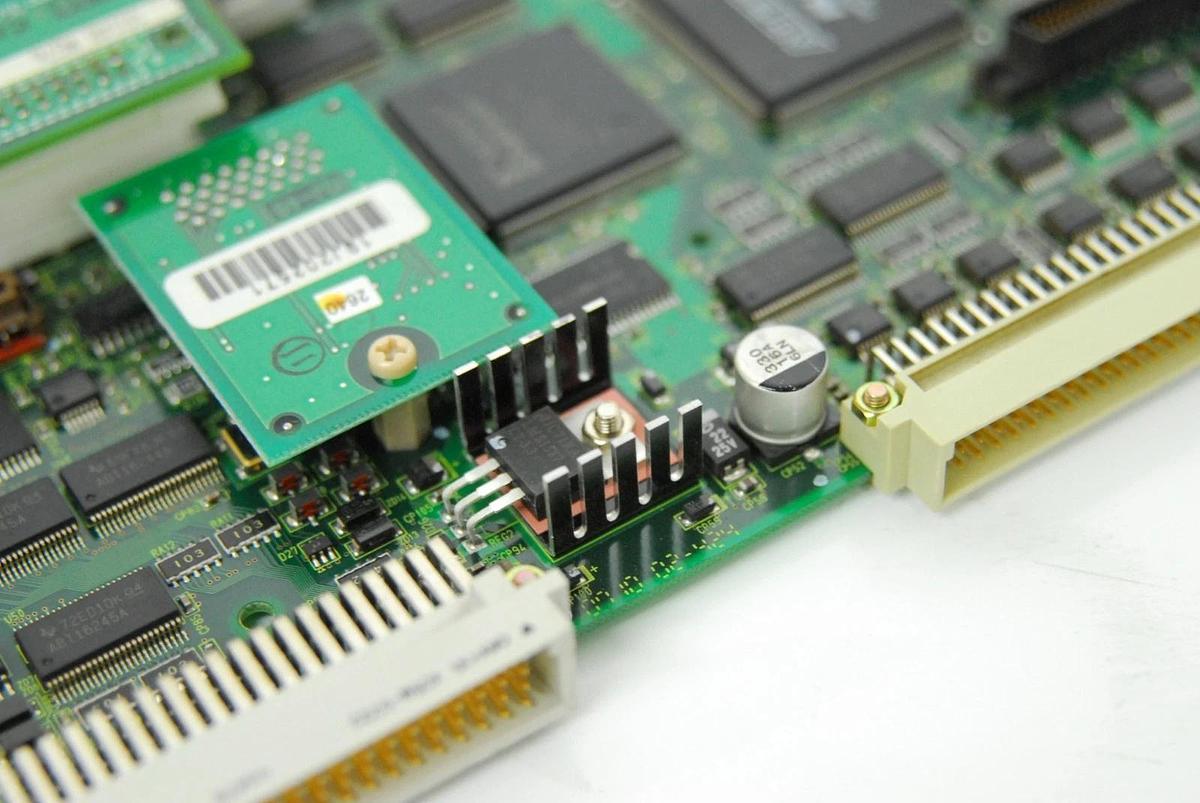 Used Kawasaki 1KA-72 Main CPU Board W/ 1QJ-40, 1QN-10 (ZZX130L,D32F-A001)