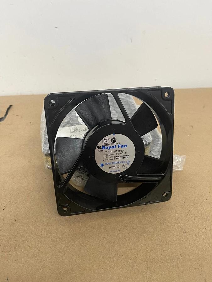 Used Royal Fan UT125A AC220V 14/12W 12CM aluminum frame cooling fan