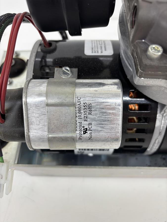 Used FASCO 7185-0085 185B1 Piston Pump w/ Vibration Isolator