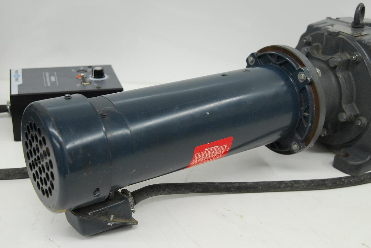 Used Gearmotors Series 3000 CBN3253-S-B3-U-56C-NM Gearbox w/ A.O.Smith 46807372143-0A 1725 RPM Motor