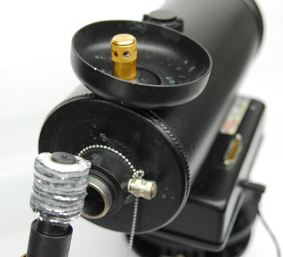 Used Princeton Instruments 7509-0002 LN2 Cooled CCD Detector Head w/ Dewar Tank