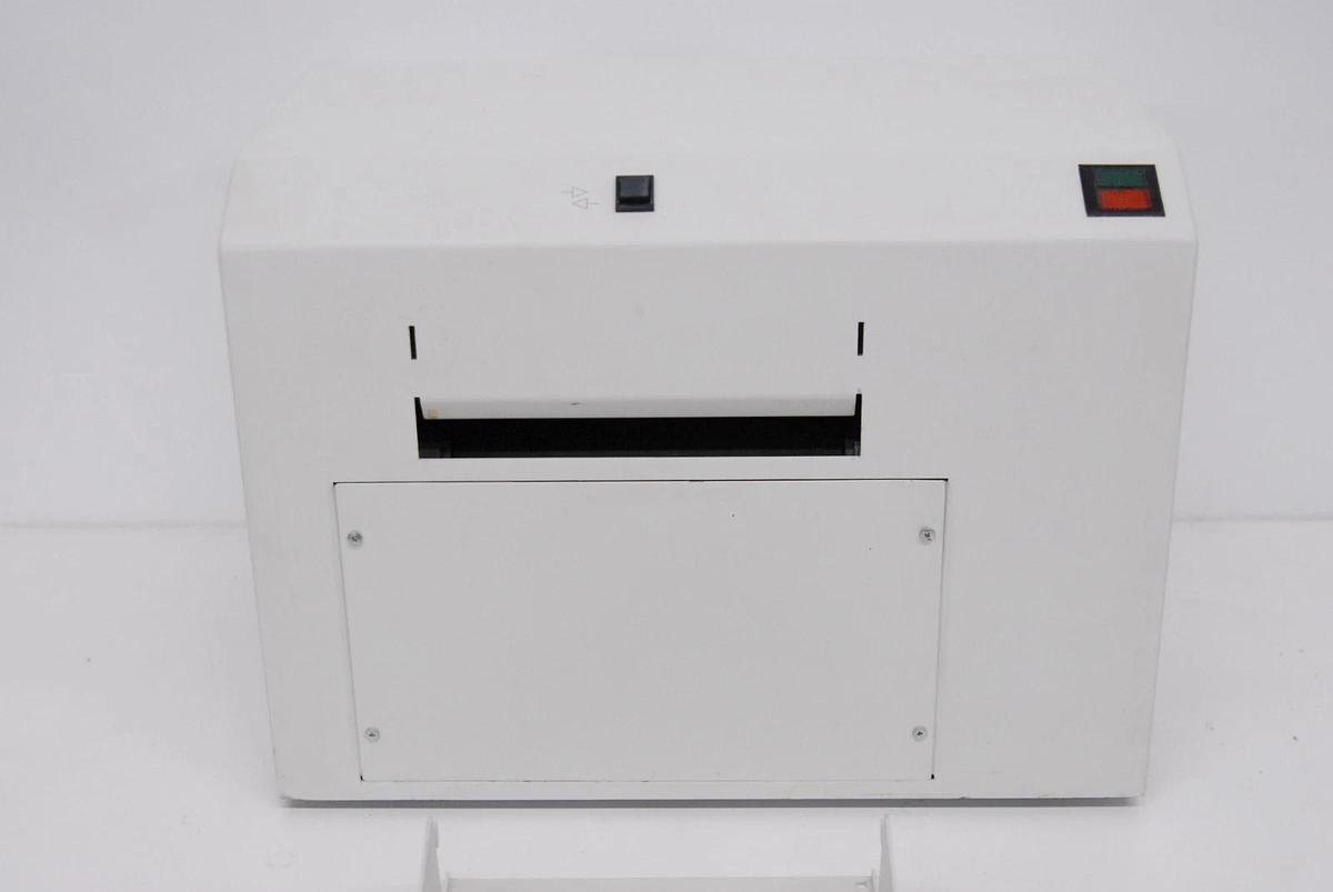 Used IDEXX 89-10894-04 Quanti-Tray Sealer Model 2X (9204 on Counter) - For Parts