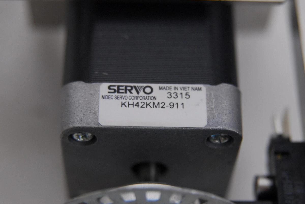 Used Nidec Servo KH42KM2-911 2-Phase Hybrid Double Shaft Stepping Motor