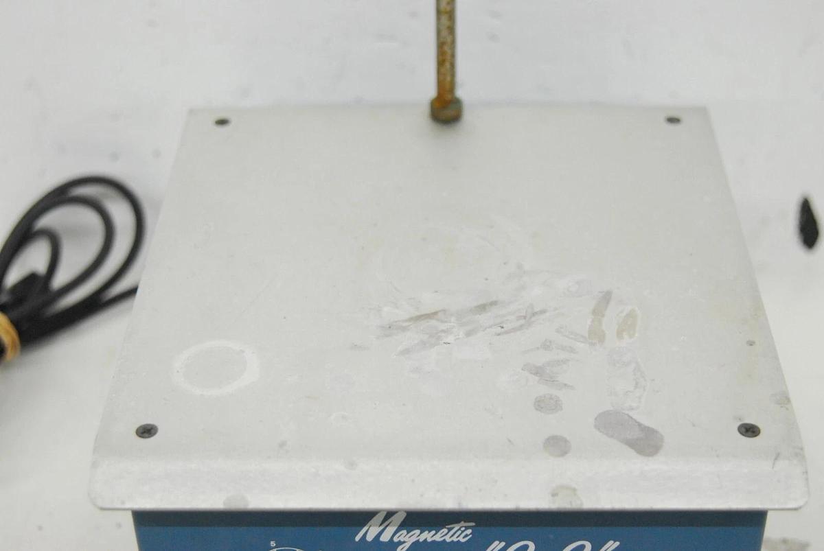 Used Cole-Parmer 4815 9"x9" Magnetic Stirrer