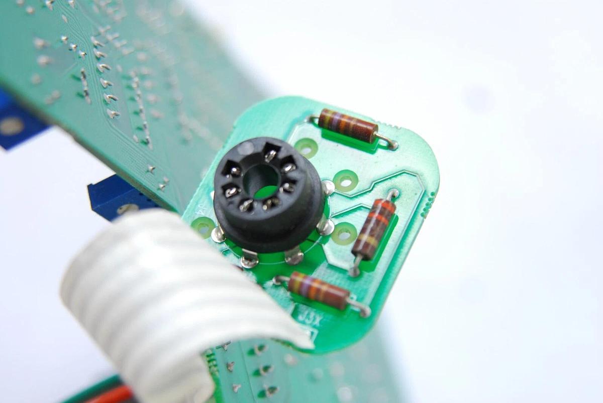 Used CPT MI0518P43AU1 5" CRT W/ Pemstar 620010-501 Board, TY929001 Deflection Yoke