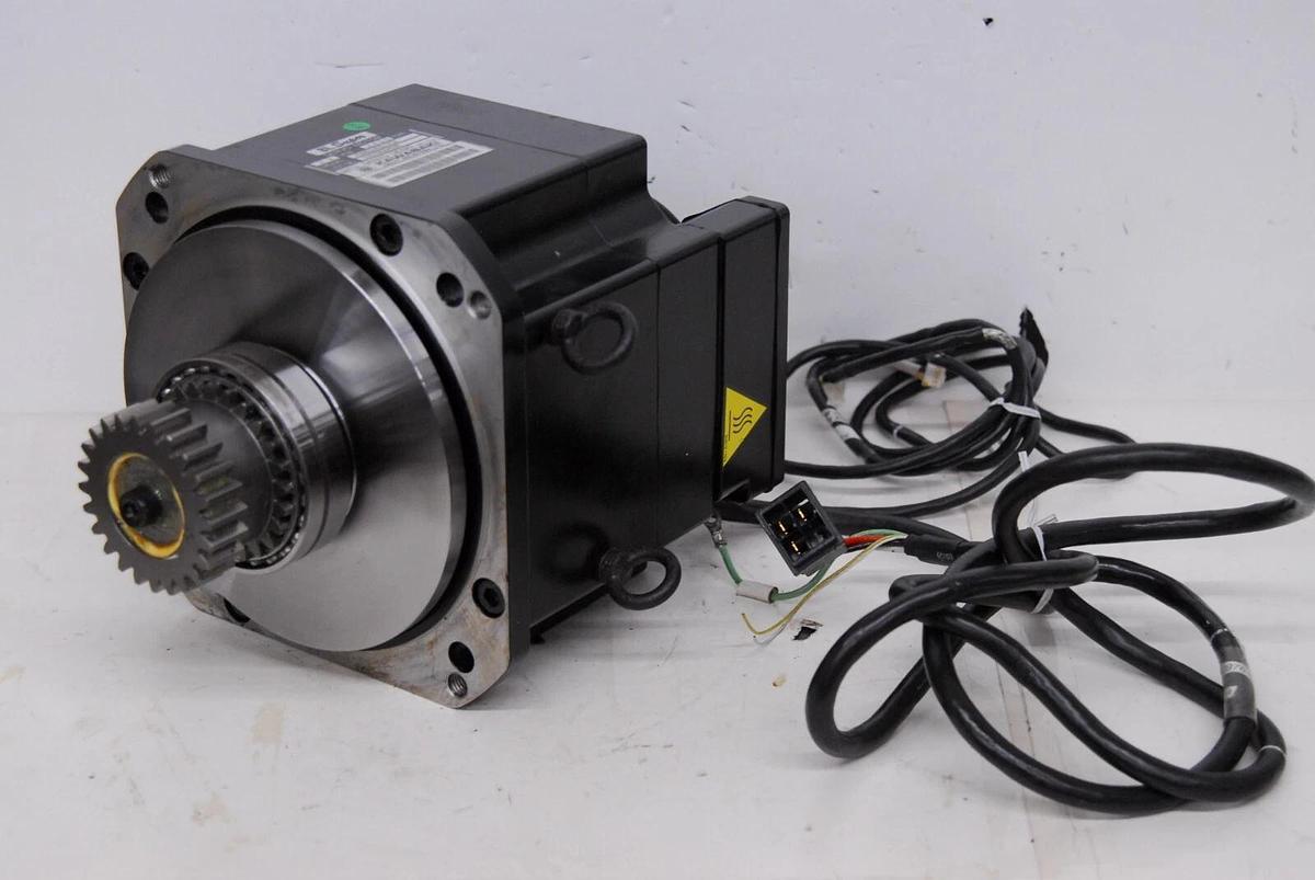 Used Kawasaki Sanyo Denki P80B22450LCX2A BL Super Servo Motor / 60490-1032RON Encoder