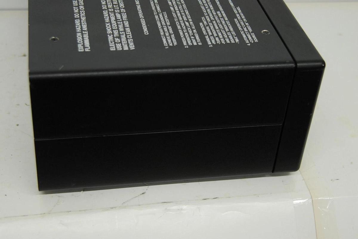 Used Linvatec Intravision 8425A Automatic Light Source