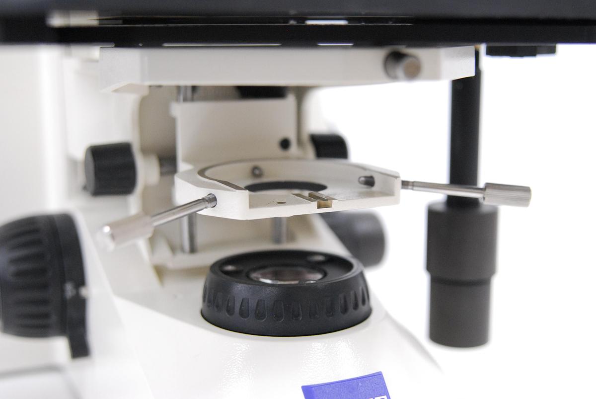 Used Zeiss 1156-700 Axioskop 40 FL Microscope Stand