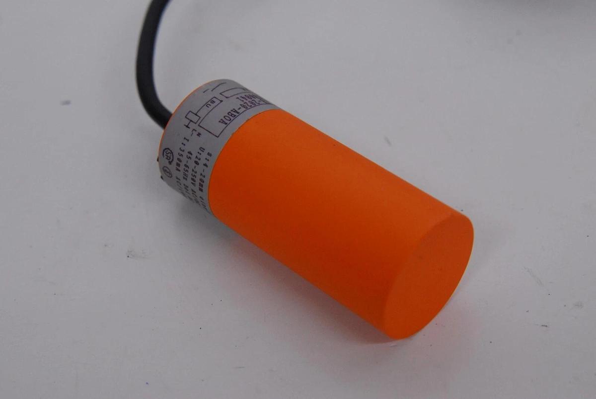 Used IFM KB-2020-ABOA (KB0041) Capacitive Sensor