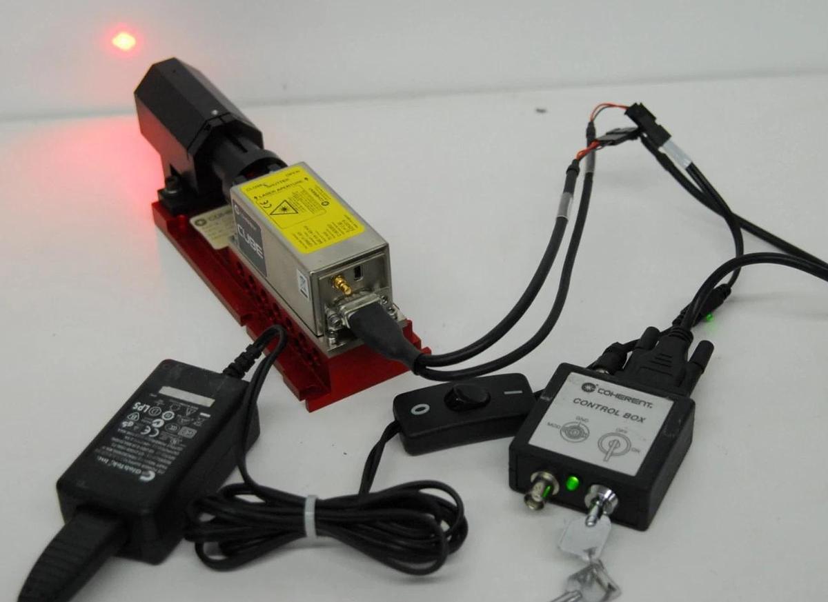 Used Coherent 1069417/AH 640nm 40mW CUBE Laser Module W/ Power Supply/Control Box