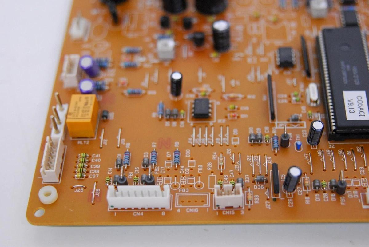 Used 7FB-4-B101-067-00-3 CO-5AC(IS) Control Board - Sanyo CO2 Incubator