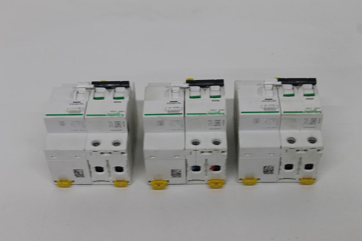 Used Schneider iC65N + iC65 ELE Circuit Breakers LOT OF 3