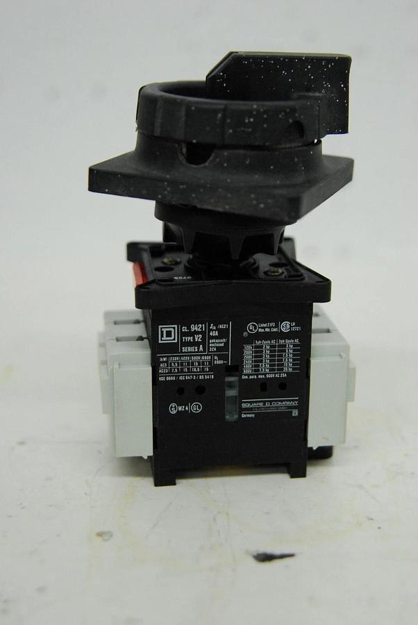Used Square D 9421 V2 Disconnect Switch W/ Operating Handle