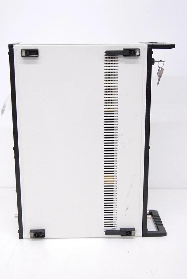 Used Polytec OFV-3001 Vibrometer Controller W/ Power Key - Powers On