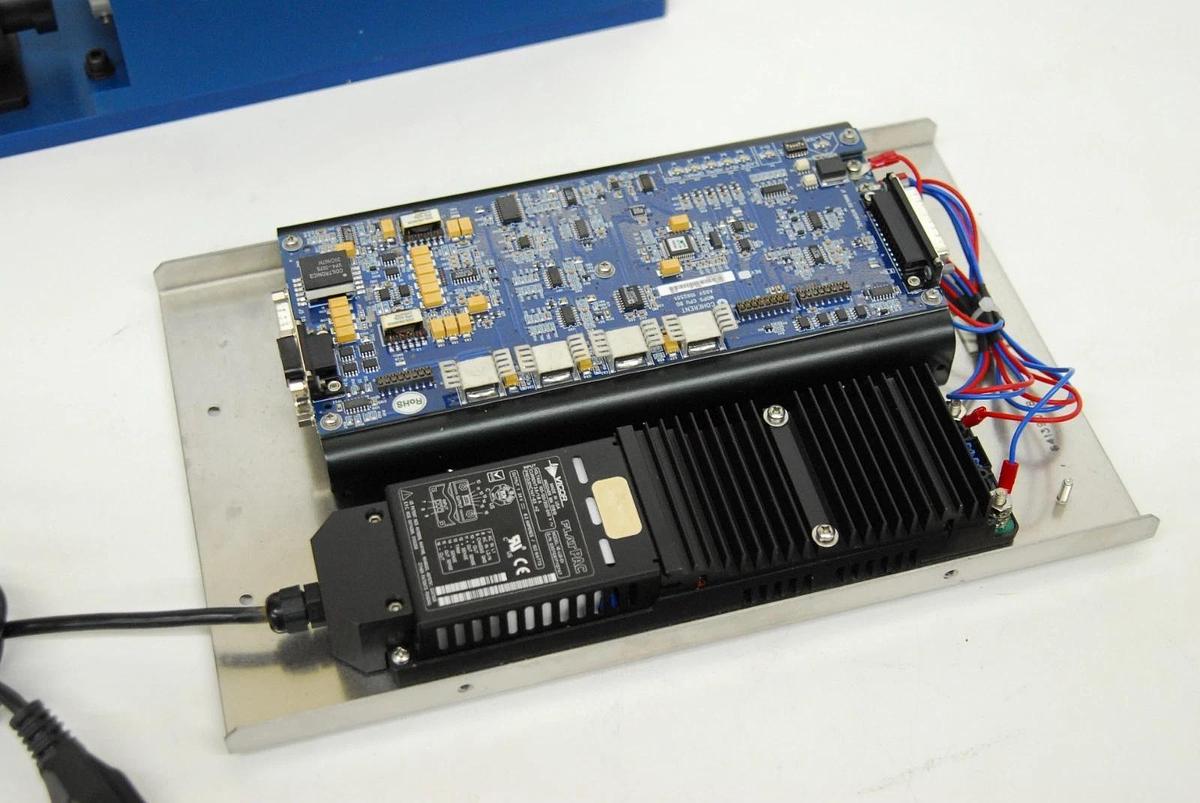 Used Coherent SAPPHIRE 488-100 488nm Laser W/ 1092551 CPU BD/Power Supply/Head Cable