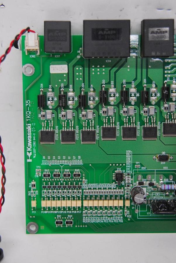 Used Kawasaki 1KQ-35 Servo Control Board (from D32FD001, ZZX130L B)