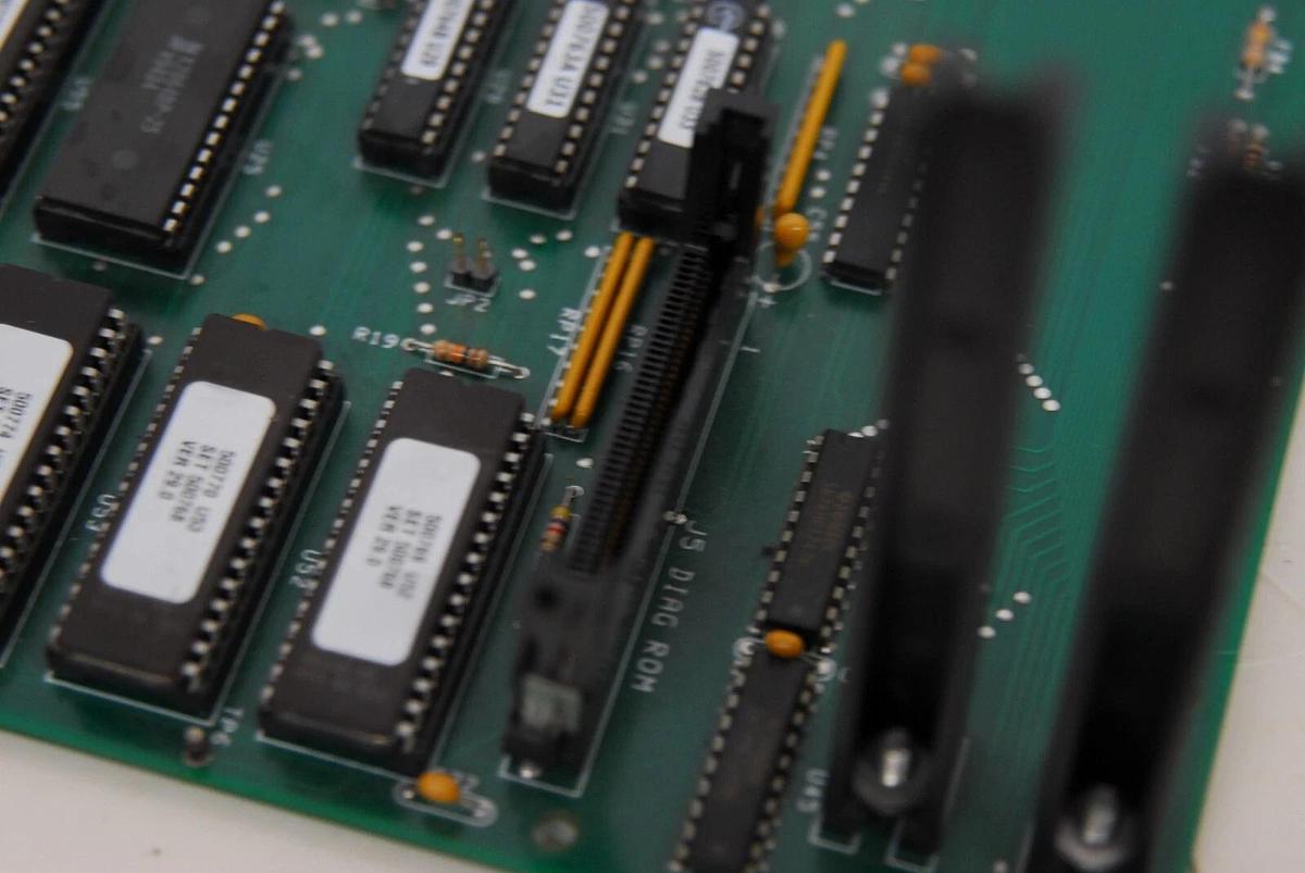 Used Beckman 00500956 Motherboard W/ Attached Board 606725 (Beckman LS6500)