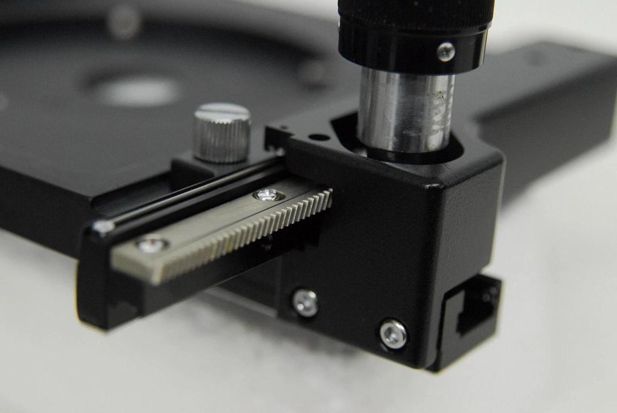 Used Olympus Spectra-Tech X-Y Stage W/ Clip, Stage Mount (0047-172D IR-Plan)