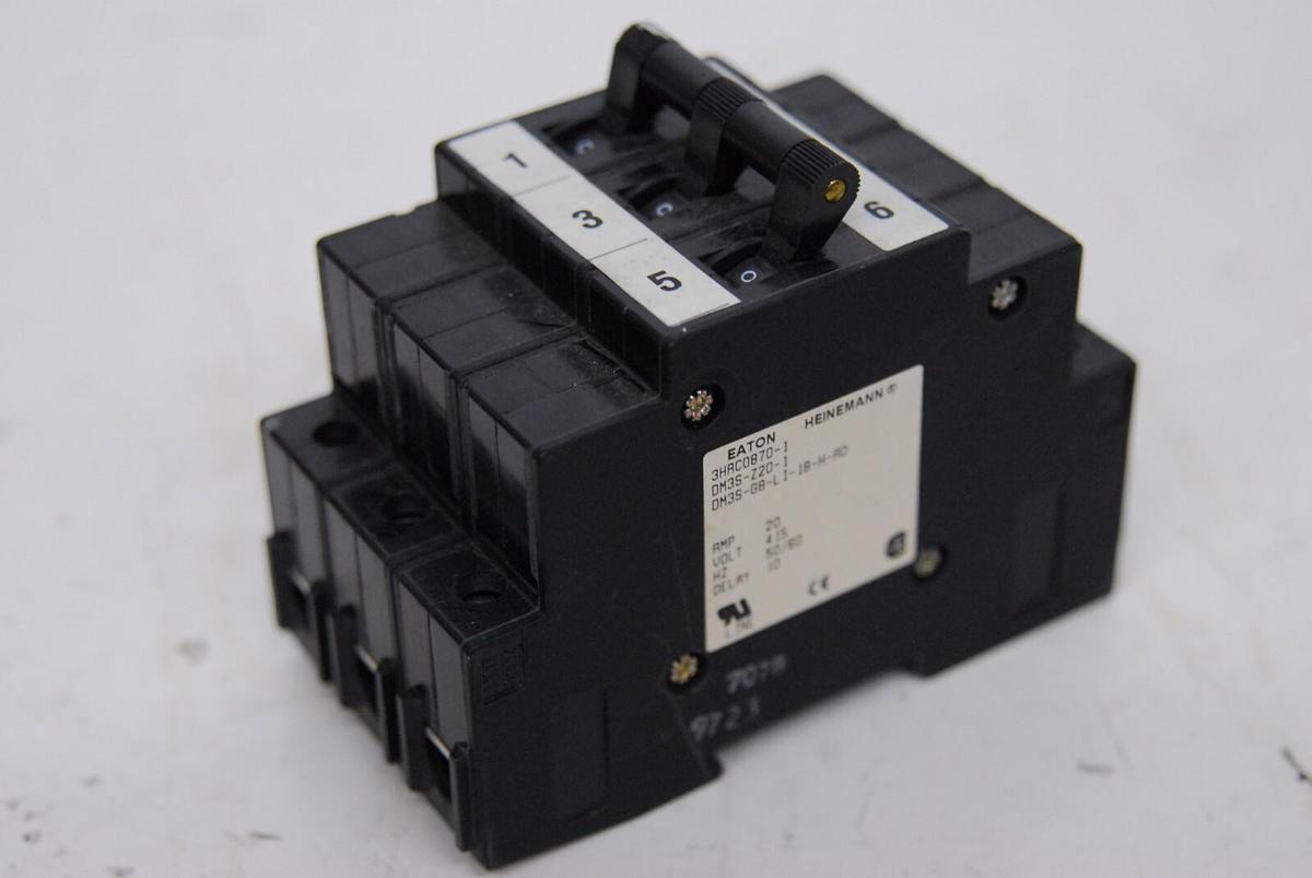 Used Eaton Heinemann 3HAC0871-1 DM3S-Z21-1 Circuit Breaker 20A/250V