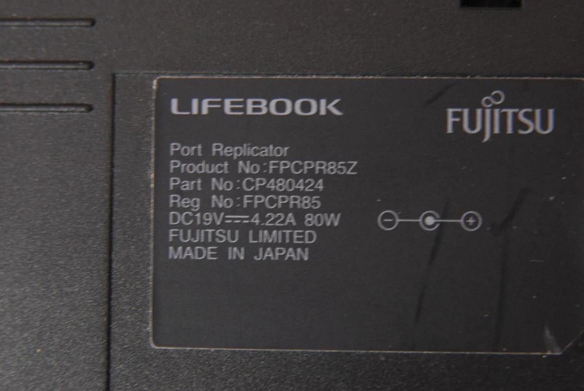 Used Fujitsu Lifebook CP480424-01 Laptop Docking Station FPCPR85Z (No AC adapter)