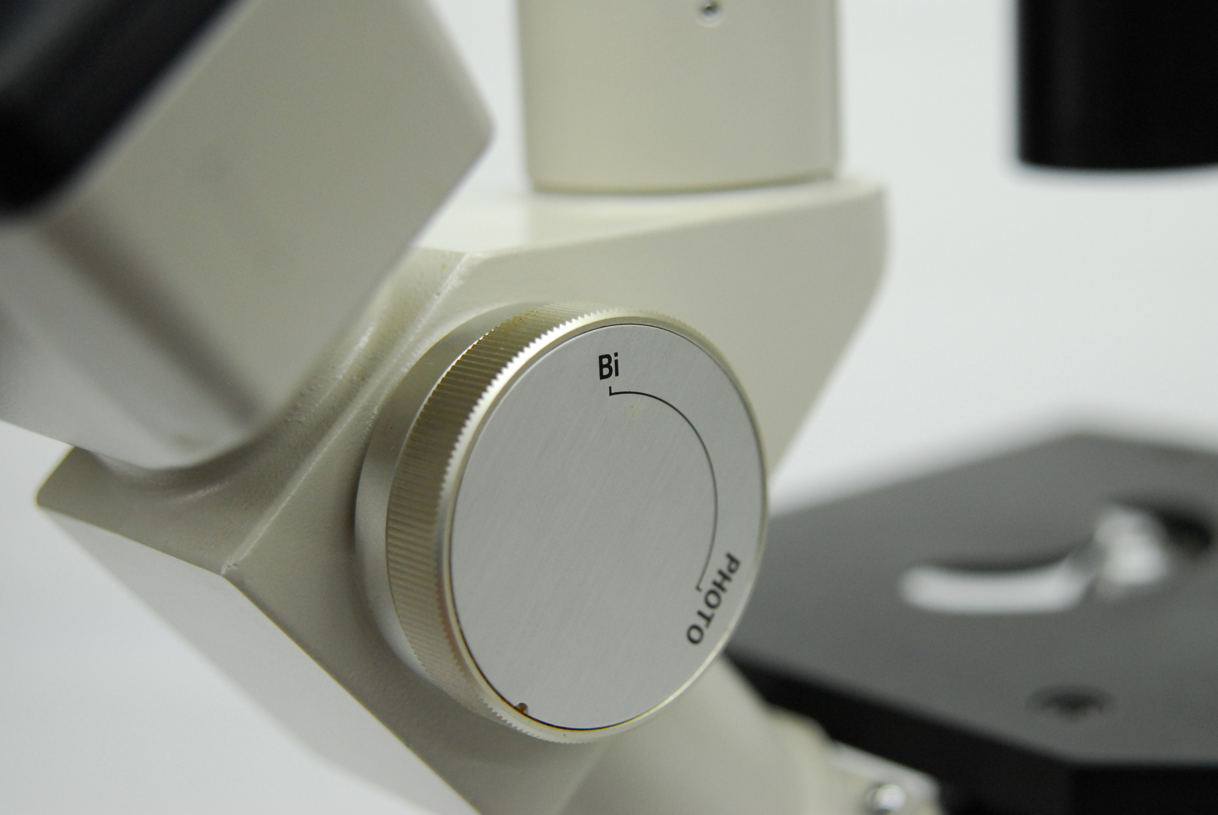 Used Nikon TMS-F Inverted Trinocular Microscope w/ Ph1 Ph2 4x 10x 40x Objectives
