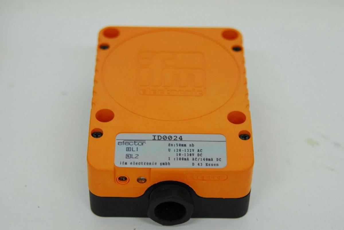 Used IFM efector ID0024 Inductive Proximity Sensor (IDE2050-ARKA/ID0024)