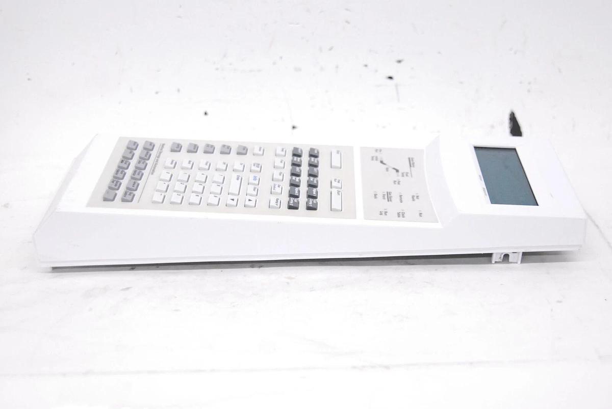 Used Agilent G1530-80000 NA204SD01BA Screen W/ G1575-40100 Keypad (6890N G1540N GC)