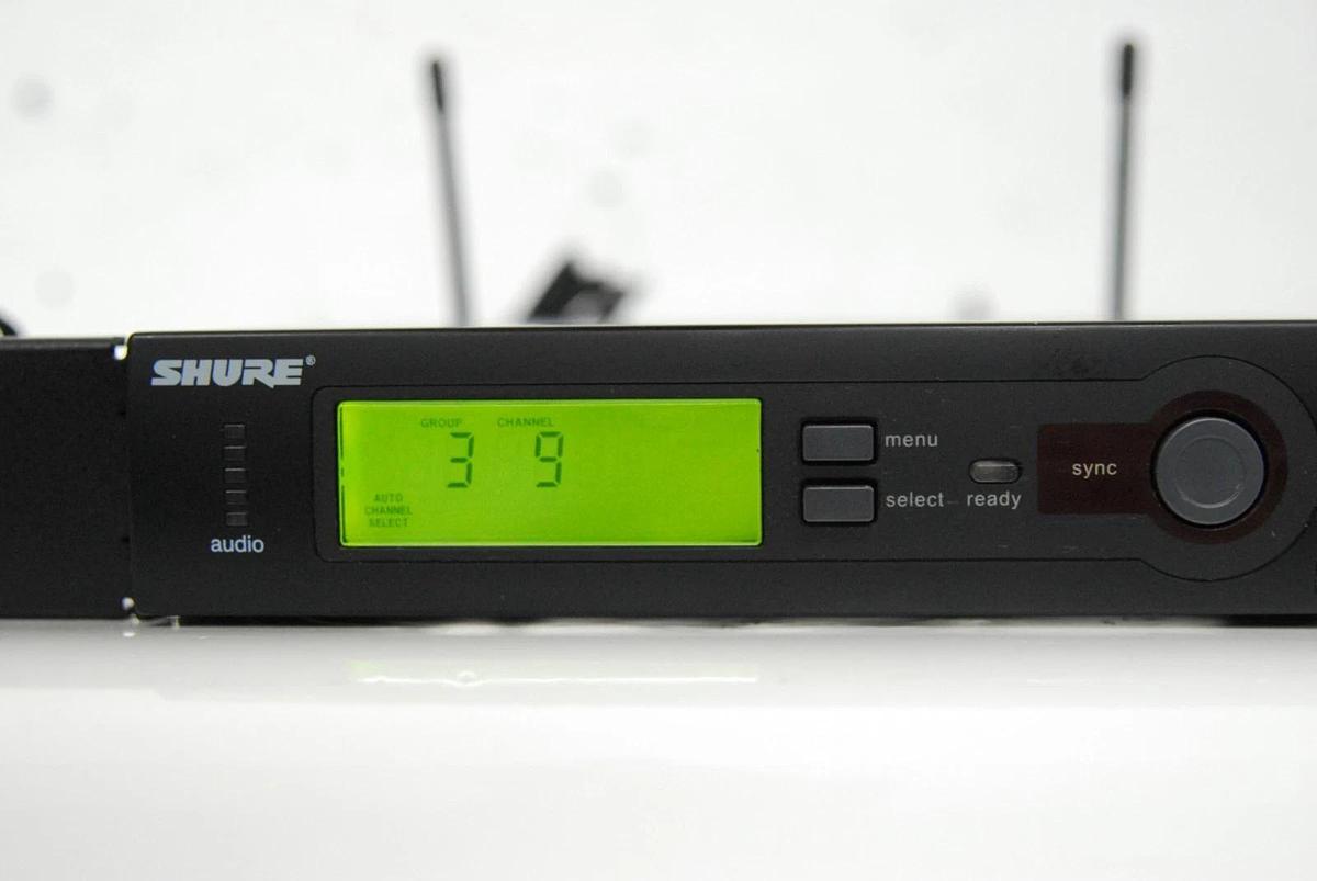 Used Shure SLX4-G4 470-494MHz Wireless Receiver W/ Power Adapter, Antennas, Rack Ears
