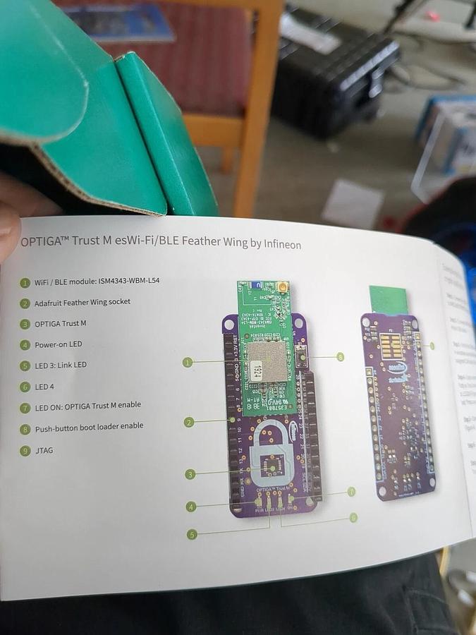 XMC1400 XTREME and OPTIGA Trust M Feather Wing