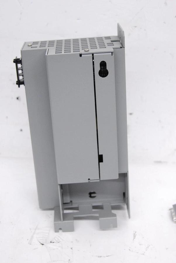 Used Allen-Bradley 1771-P7 B AC Power Supply (120/220V, 16 Amp) W/ 1771-CP1 Cable